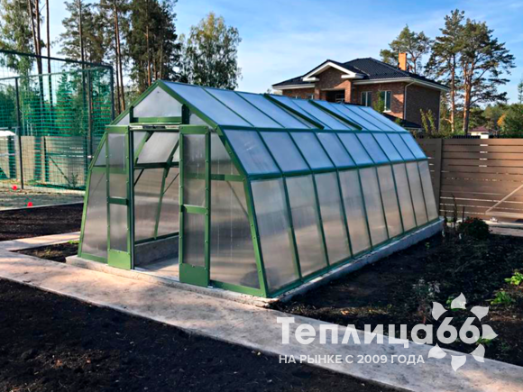 Теплица Рада Байкал из поликарбоната, ширина 3 метра
